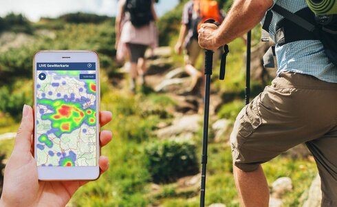 ALDIS Mobile App beim Wandern