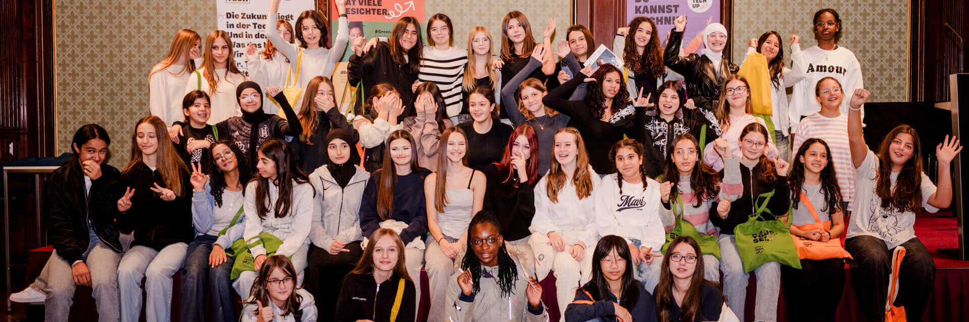 Schülerinnen bei Girls! TECH UP in Wien