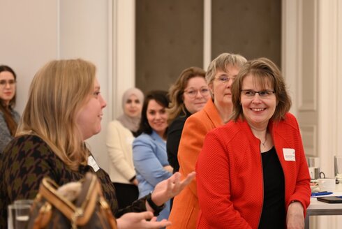 Frauen-Netzwerktreffen