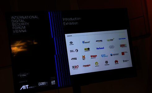 (C) Katharina Schiffl