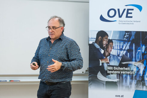 Lichttechnik Normennachmittag Vortrag Wolfgang Konrad