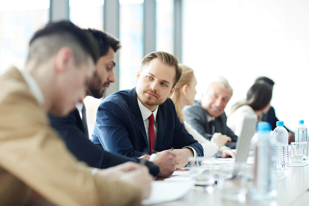 Mitwirken in der Normung