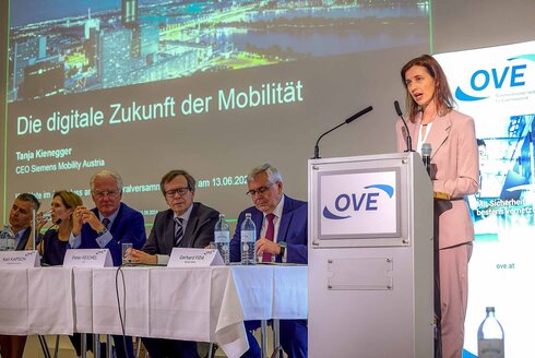 Tanja Kienegger, Geschäftsführerin von Siemens Mobility Austria,  über die digitale Zukunft der Mobilität