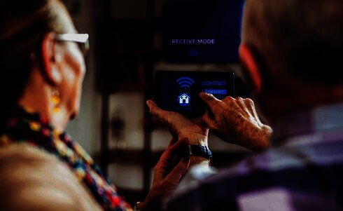 Mehr Lebensqualität mit AAL-Geräten